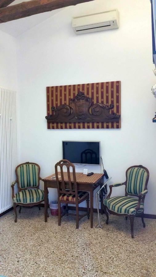 Apartment Piccolo A San Marco Venedig